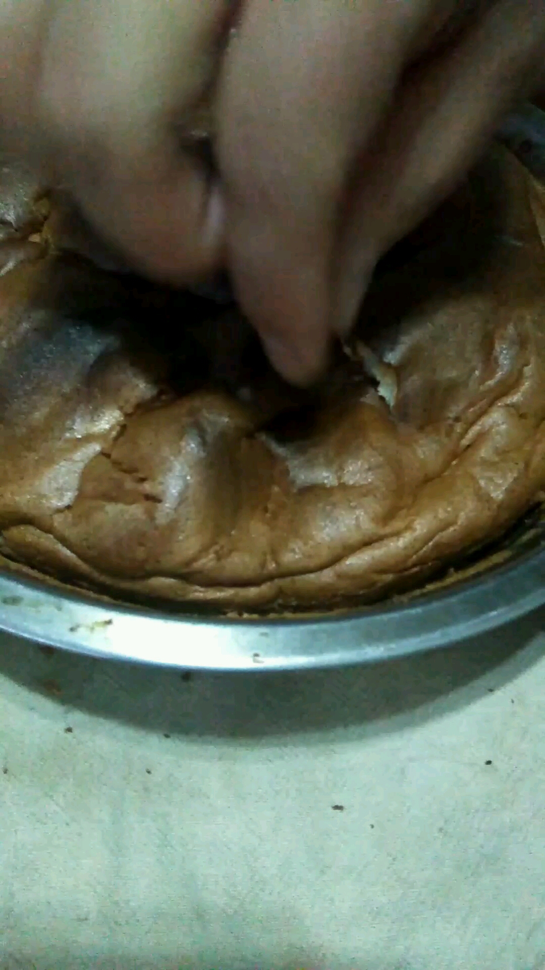 哈哈   蛋糕出炉  样子太丑了