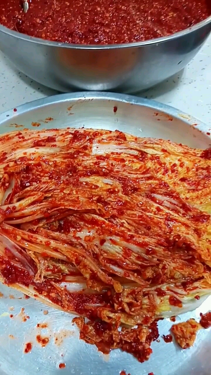 #在家办公的真实状态#每次吃辣白菜都能多吃三碗米饭