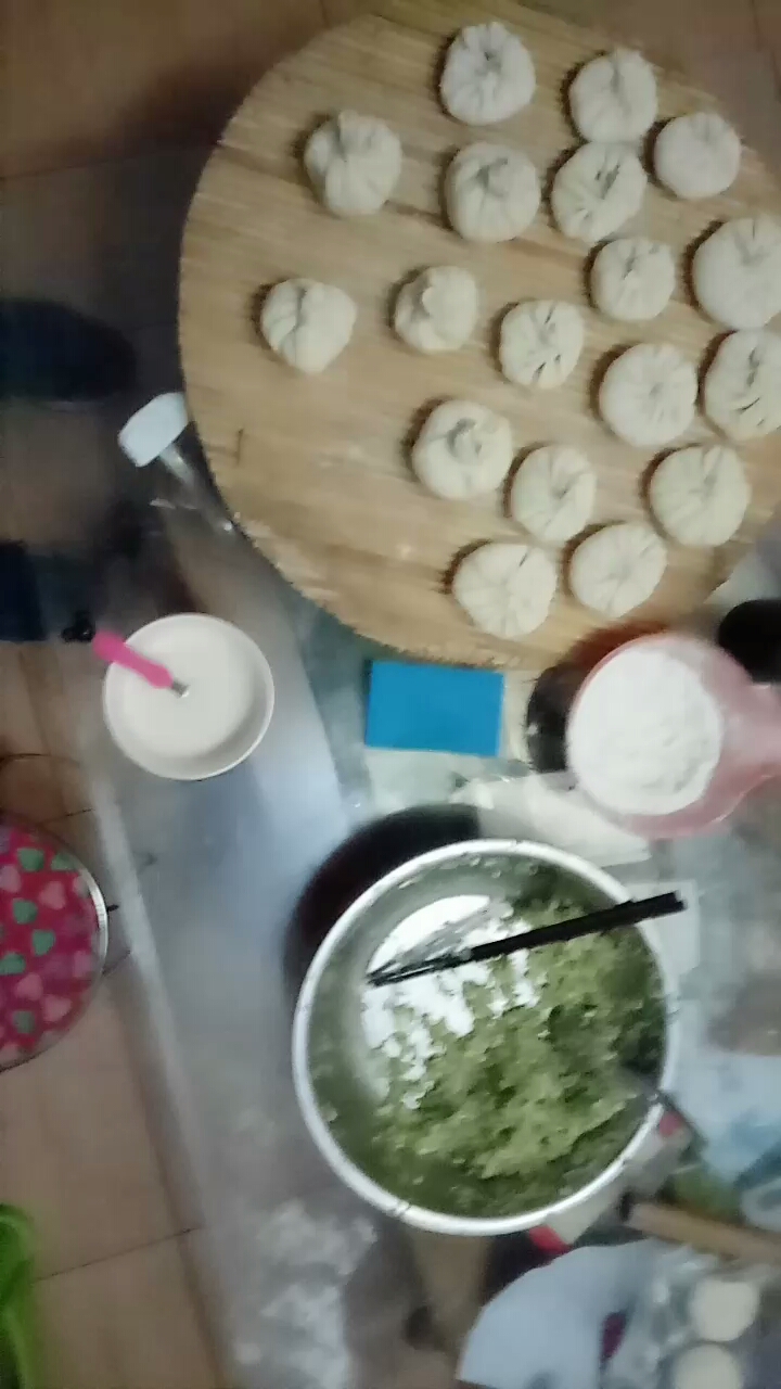 第一次包包子
