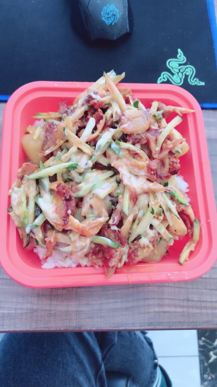 巴西烤肉拌饭好吃哦