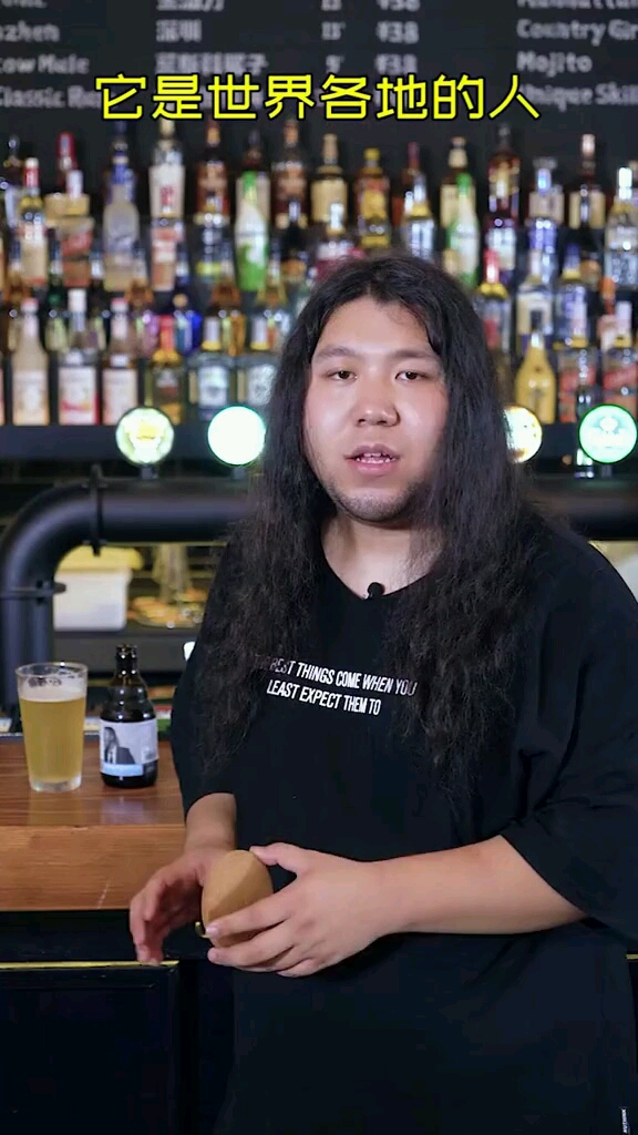 “水龙头”里打出来的啤酒和瓶子里的有什么区别?#啤酒 #粉笔说精酿 #为广东美食