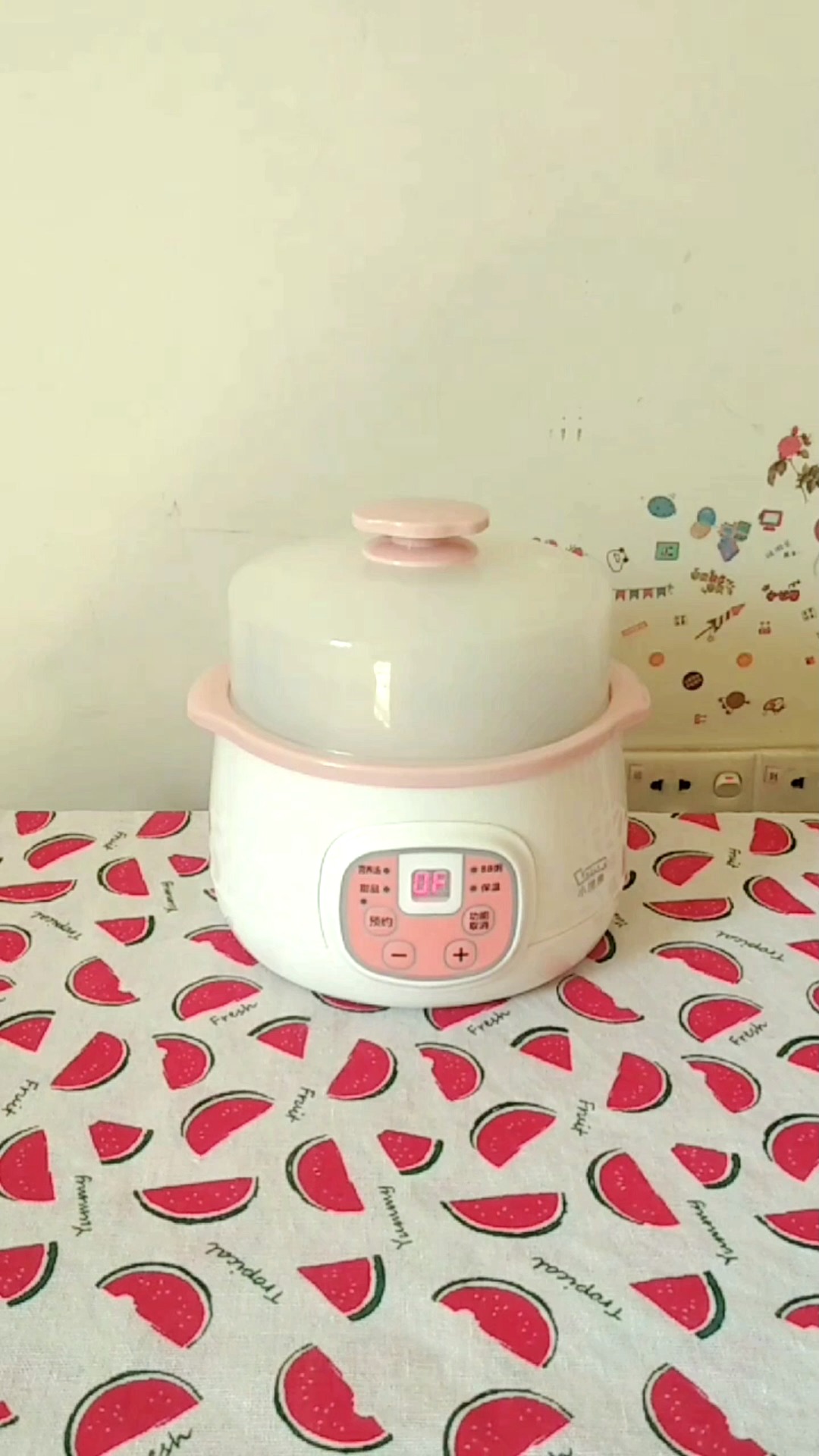 小浣熊多功能电炖锅,一键启动制作美食