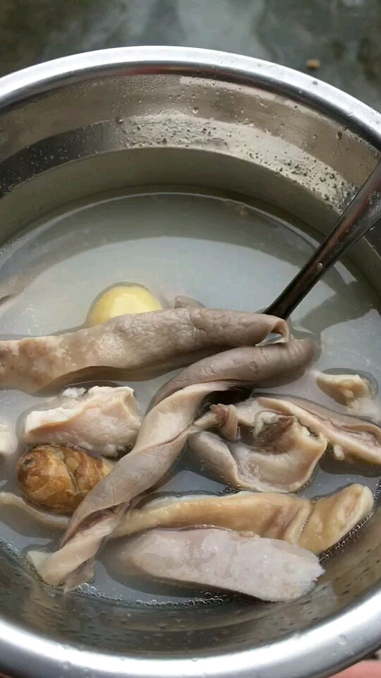 猪肚白果汤好喝又营养