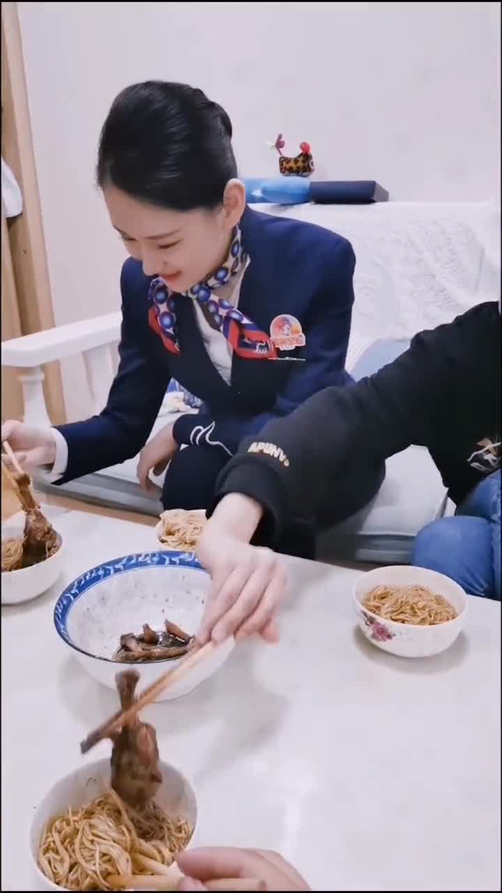 这就是让手机先吃的原因,有图有真相