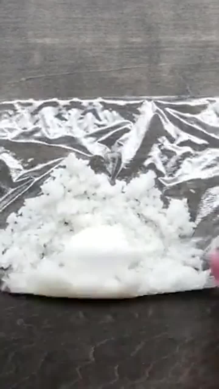 红心培根寿司,切开来蛋汁都流了出来