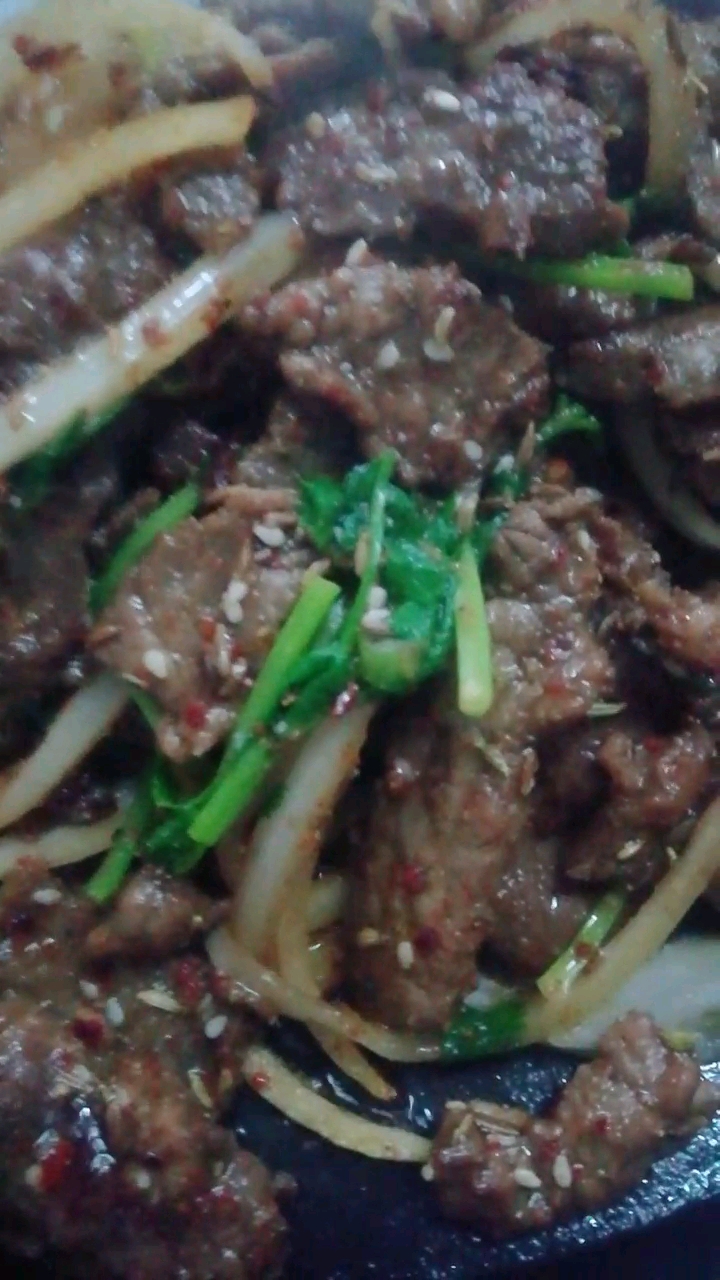 教大家做铁板烤牛肉比饭店的还好吃