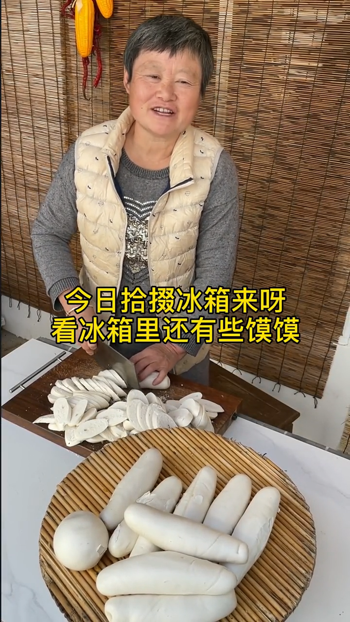 白菜炒馒头的家常做法