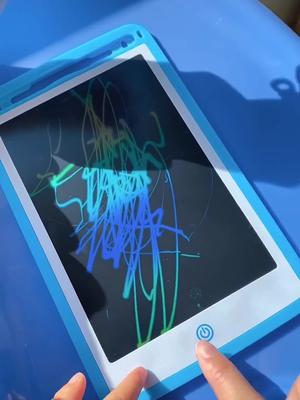 不要孩子一哭就给看手机,大人省事对孩子不好,给个手写画板能画半天,不会弄脏衣服,一键消除反