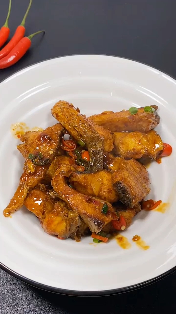#美食#不用油炸的红烧鱼块,这样做太美味!