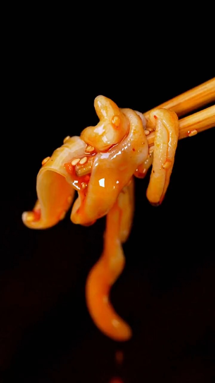 #美食#钵钵鸡还是乐山的好吃!