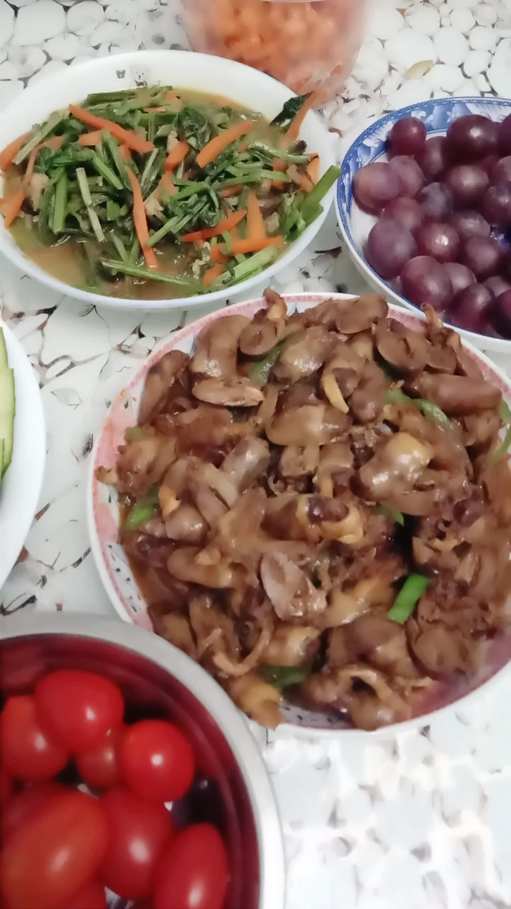 炒蕨菜,鸡心,简单晚饭