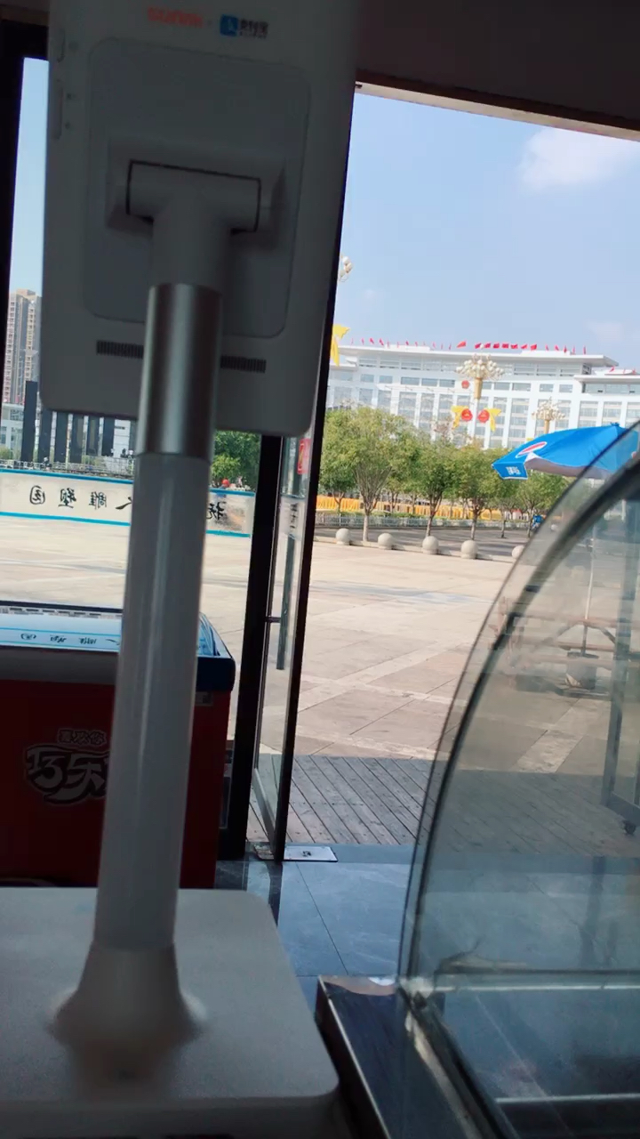 抚州名人雕塑园欢迎大家前来,这里18.19号有汤显祖纪念活动,还有花车巡展