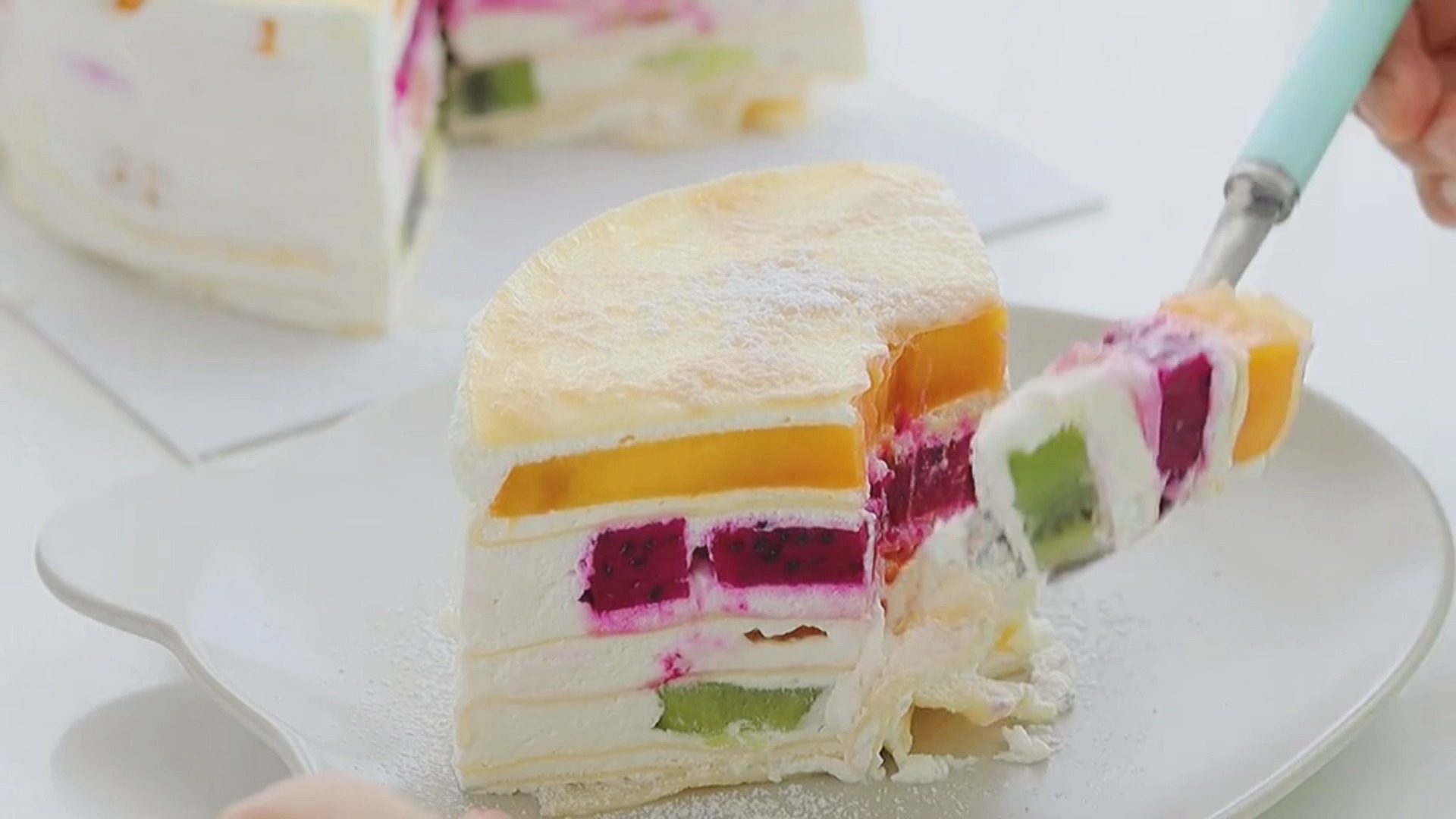 #美食#满满水果的千层谁不爱呢，这才是夏天的正确打开方式！