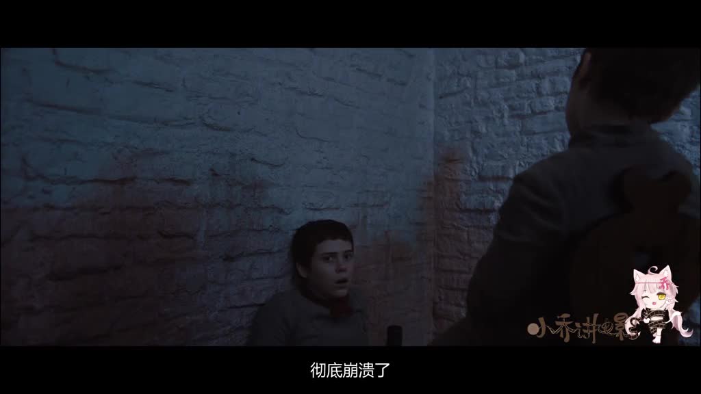 女巫请姐弟俩吃大餐,女孩看到制作过程后,彻底崩溃了!
