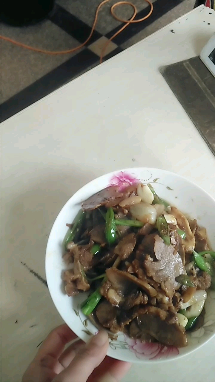 家常小菜红烧猪舌,紫苏鱼,家常豆腐
