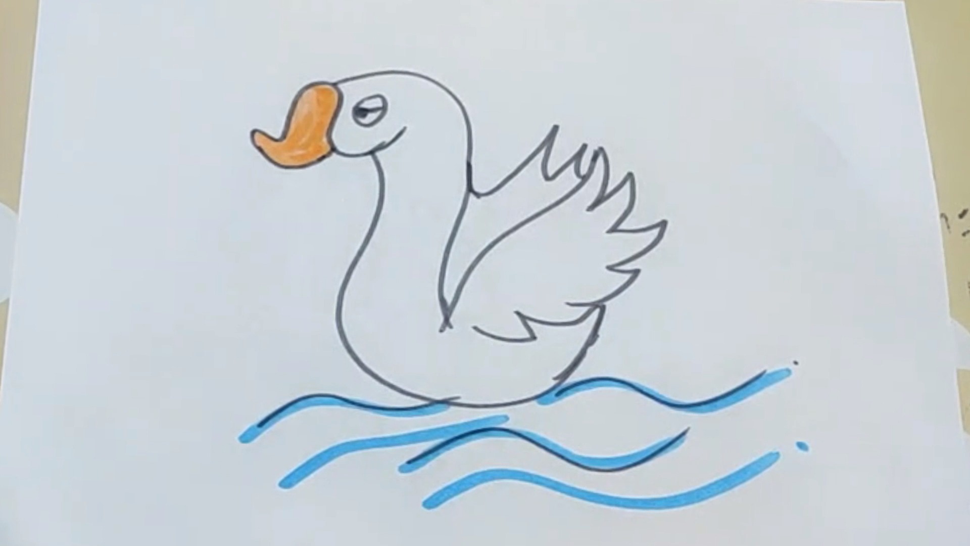 小朋友们好我是成成,教你们画个鹅,看完你学会了吗?