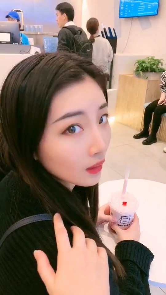 你们知道在凯凯家奶茶店怎么点奶茶吗?#好故事#