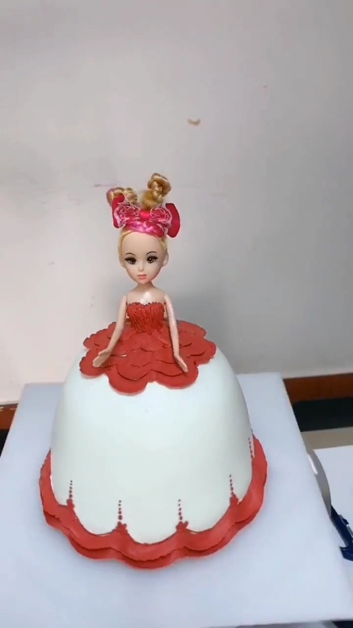 芭比娃娃蛋糕