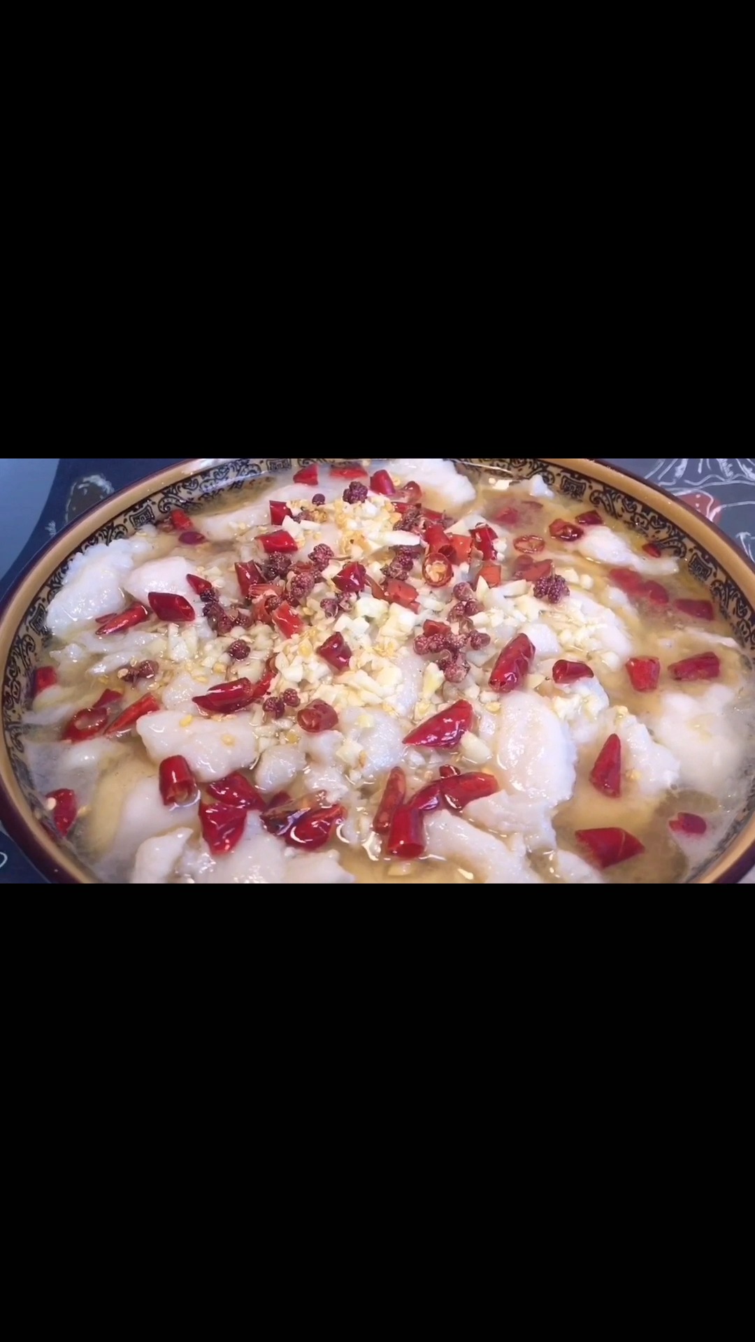 用巴沙鱼做的“酸菜鱼”,没有一根鱼刺,汤鲜肉嫩简单易学,收藏