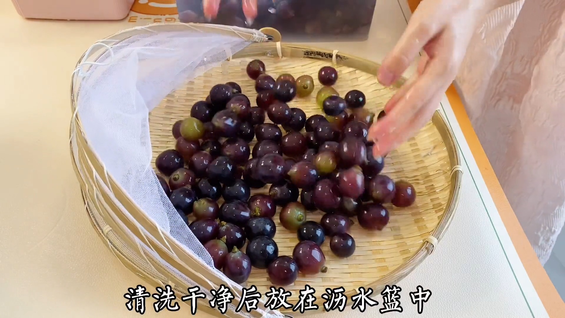 #美食#80买了30斤葡萄,在家自制葡萄酒,做法超级简单