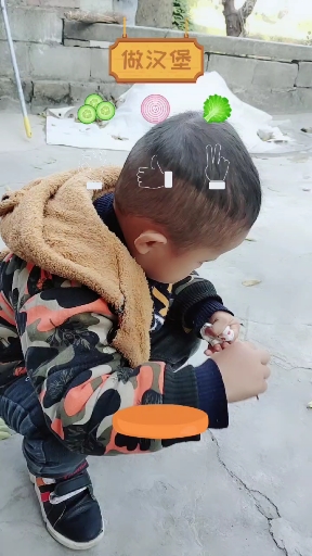 手受伤了,自己拿纸这样包扎的