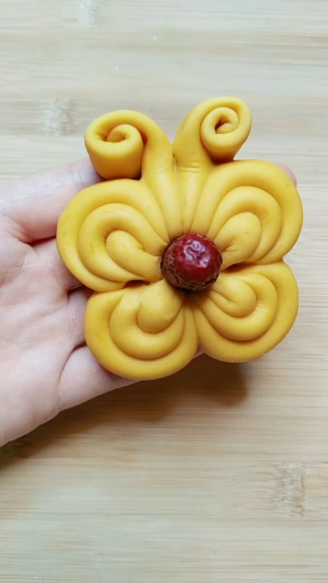 蝴蝶馒头