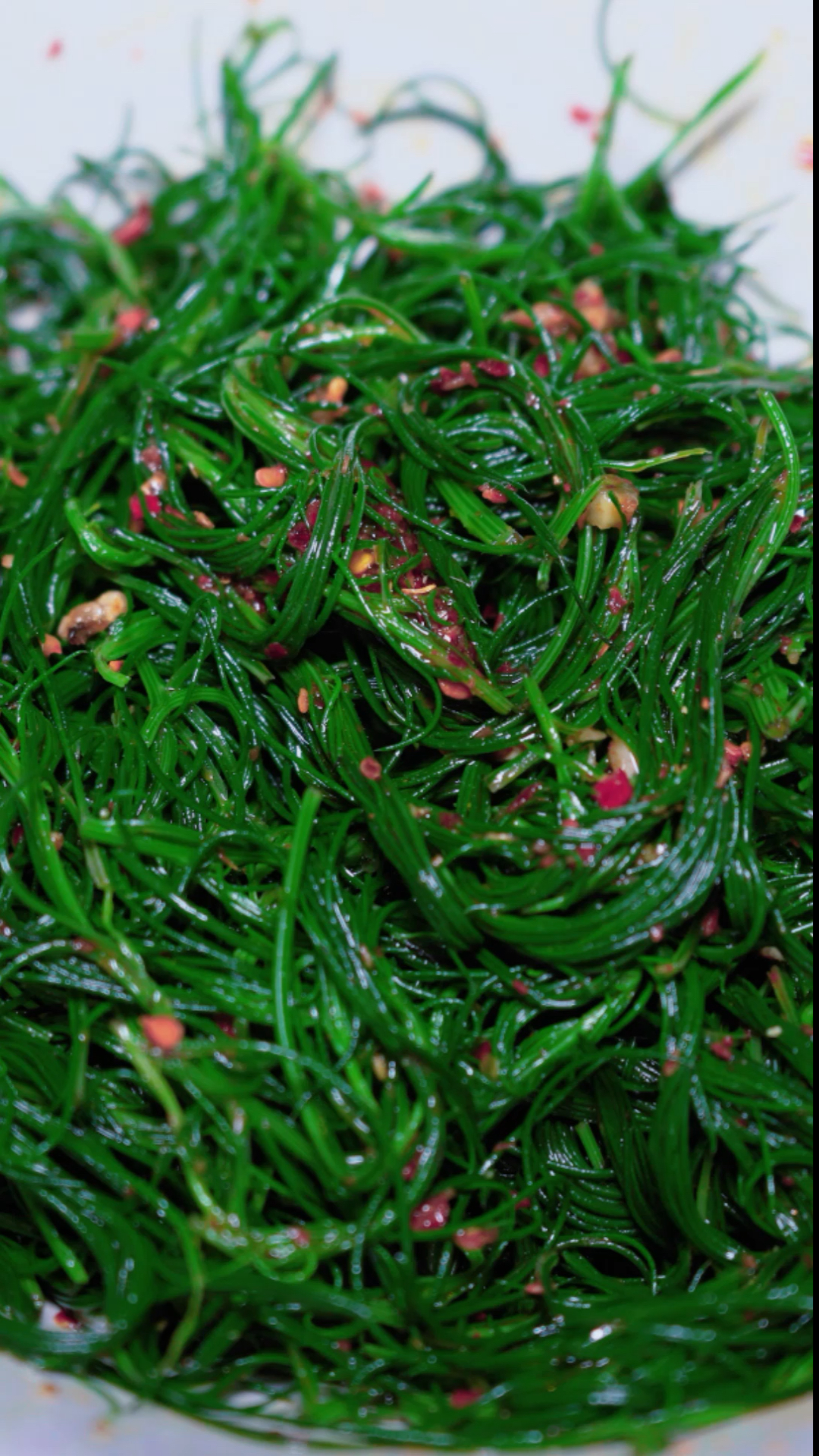 #美食#长似猪毛的菜吃起来比猪肉还香,还具有降血压的功效,你们吃过吗