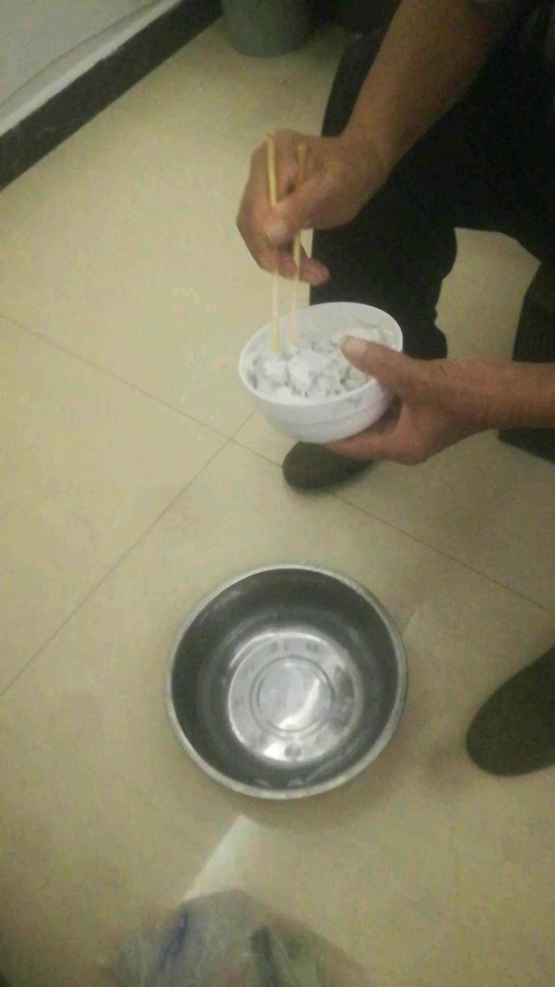 配药:刺猴   扁平疣  鸡眼药