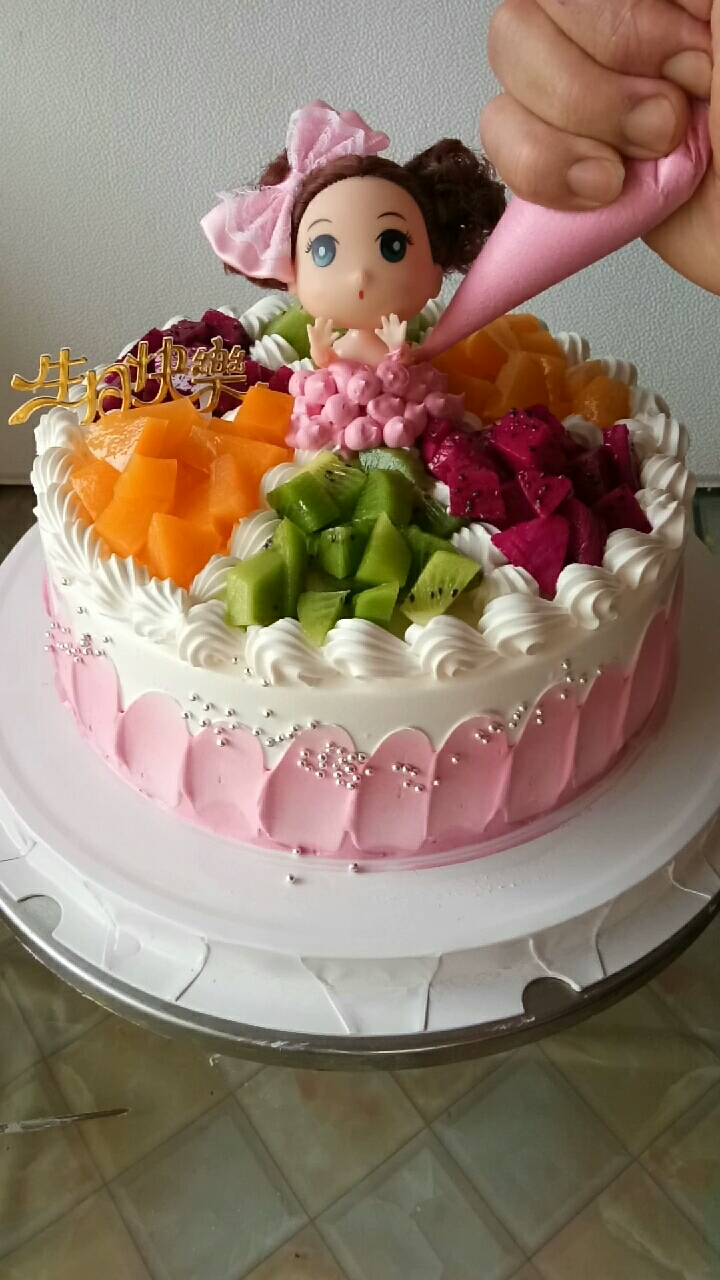#挑战美食#最小公主蛋糕制作，你喜欢吗？