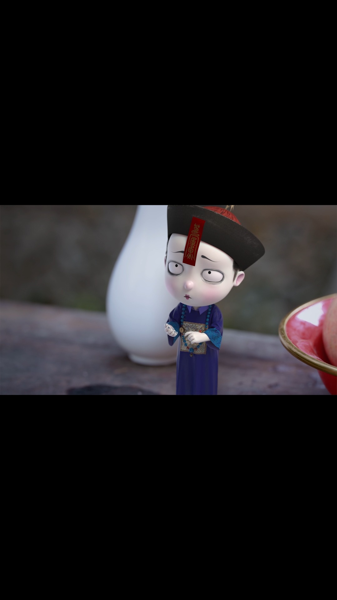 #动漫#《叫我僵小鱼叙缘篇二》第18集:烛台危机!小鱼碰倒烛台,鱼爹及时赶到却不慎受伤.