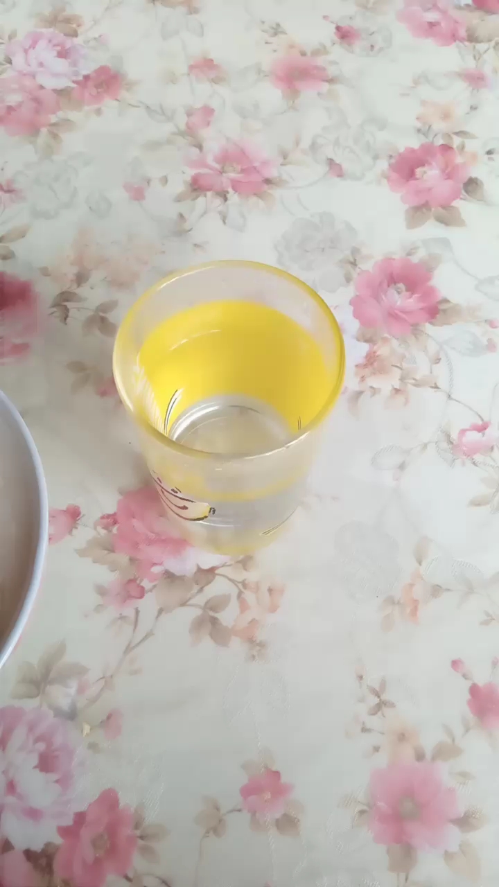 早上一杯白开水搭配燕麦玉米粥,这个季节真适合减肥