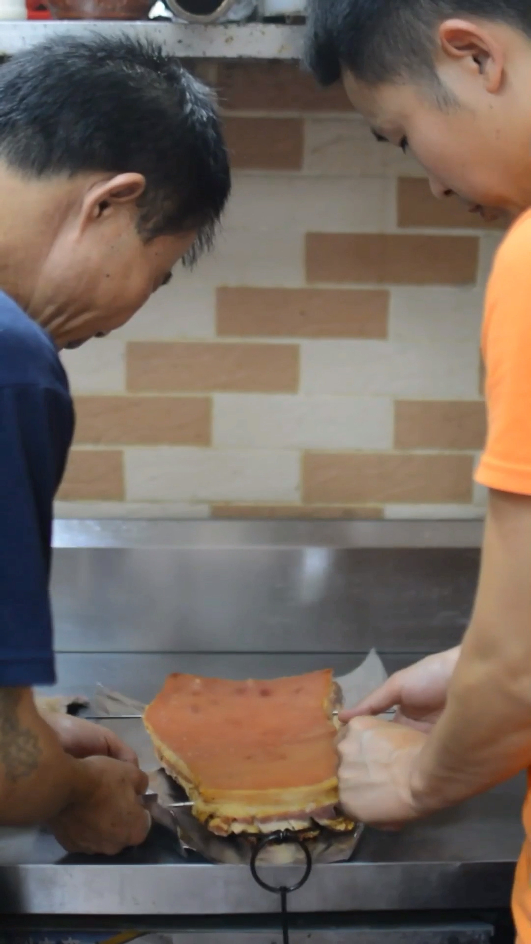 #美食#想烧香香脆脆的烧肉,应该选什么部位的肉?