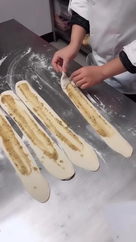 芝麻烧饼制作方法,喜欢的朋友记得点赞哦!