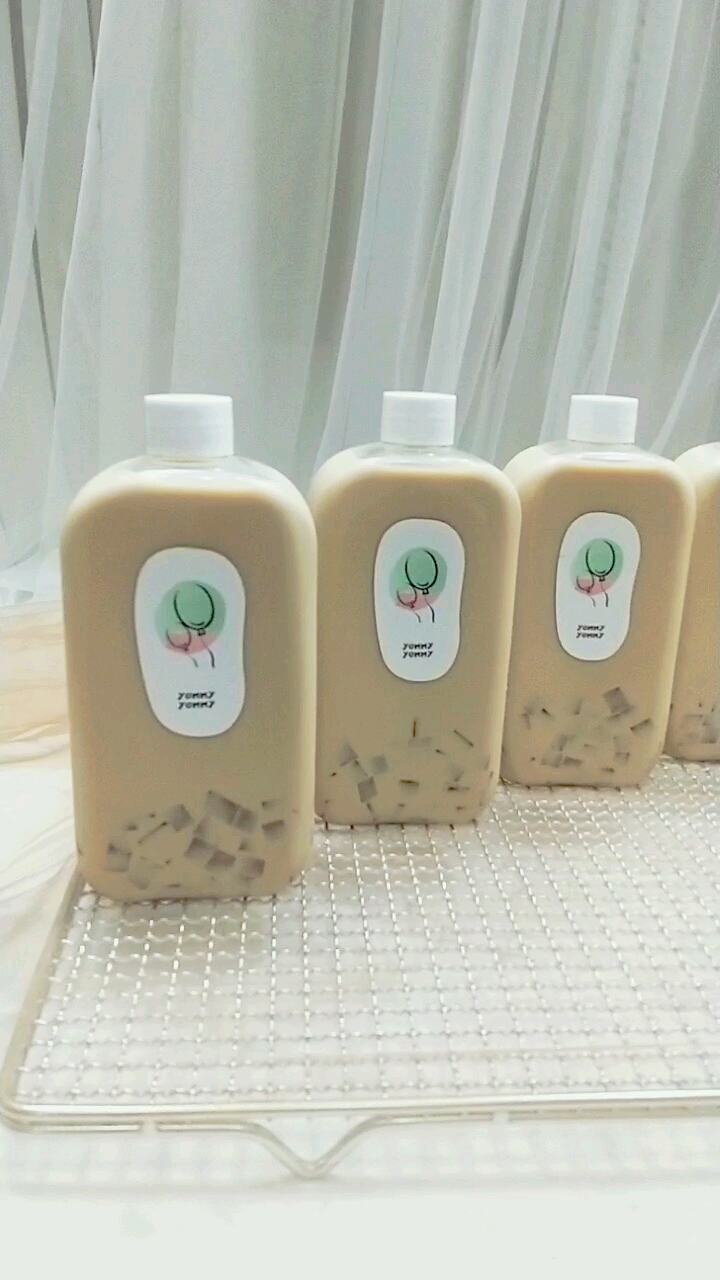 椰果奶茶
