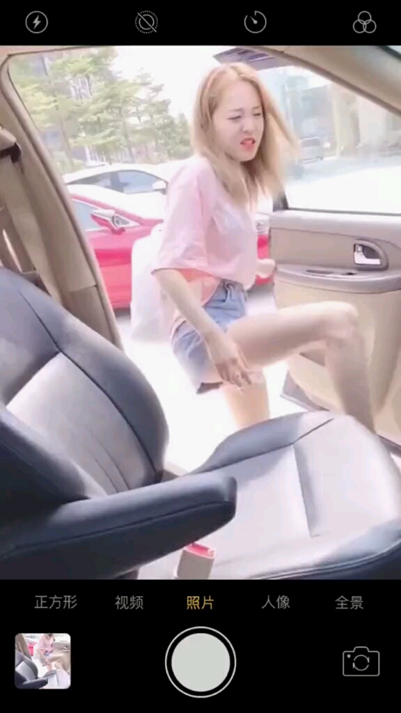 天气这么热,去哪儿都感觉蒸桑拿,降温喷雾让你清爽一下。