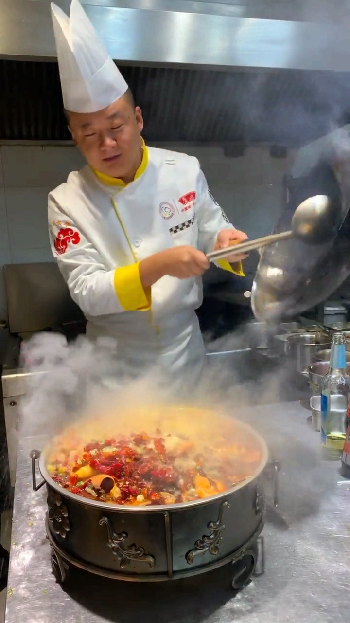 #自制美食#海鲜毛血旺