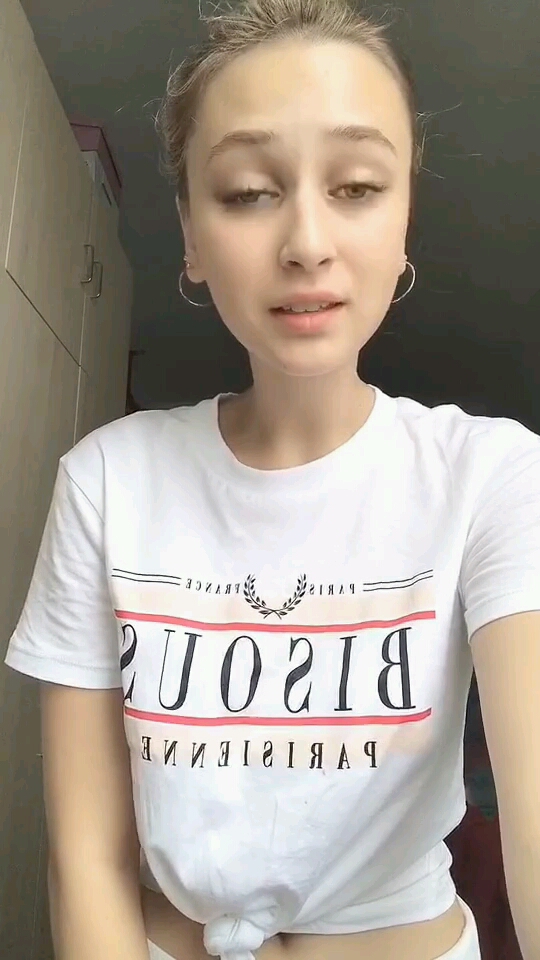 为什么有些男生那么喜欢在朋友圈发自己的腹肌的照片#腹肌