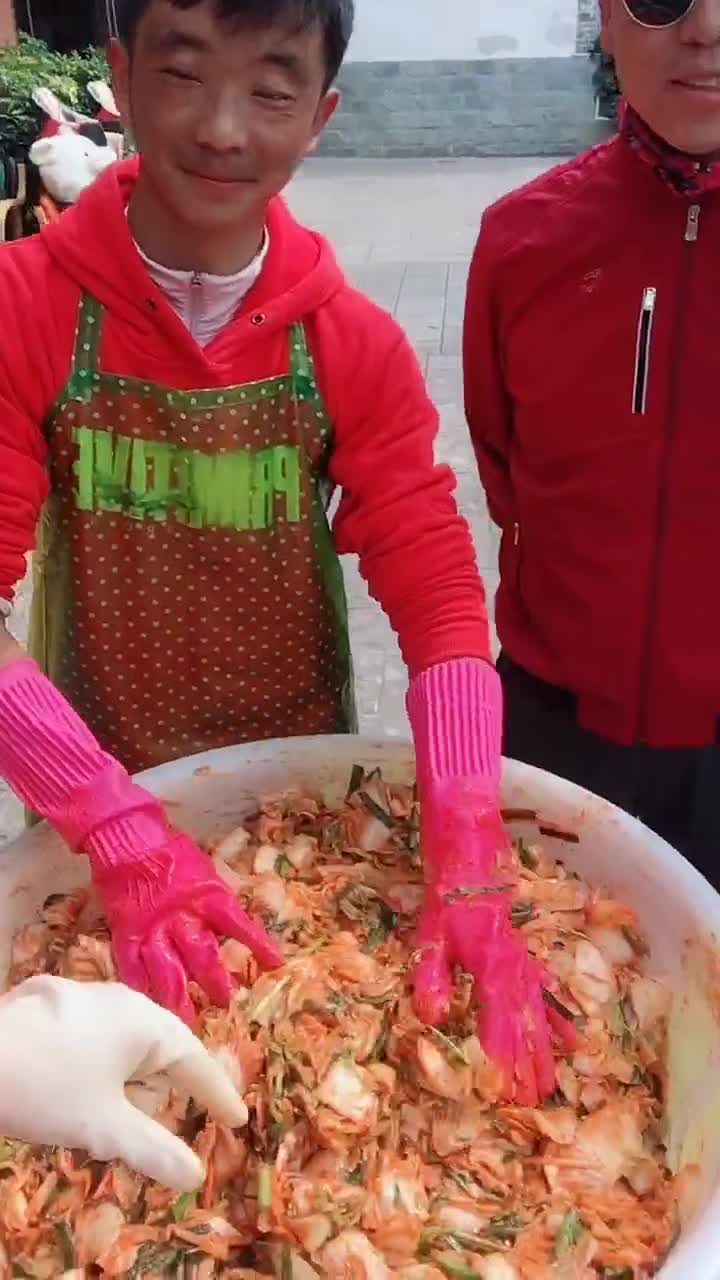 泡菜王子回来了～我们做好韩国泡菜!好吃韩国丽江大熊的后韩国泡菜泡菜王子