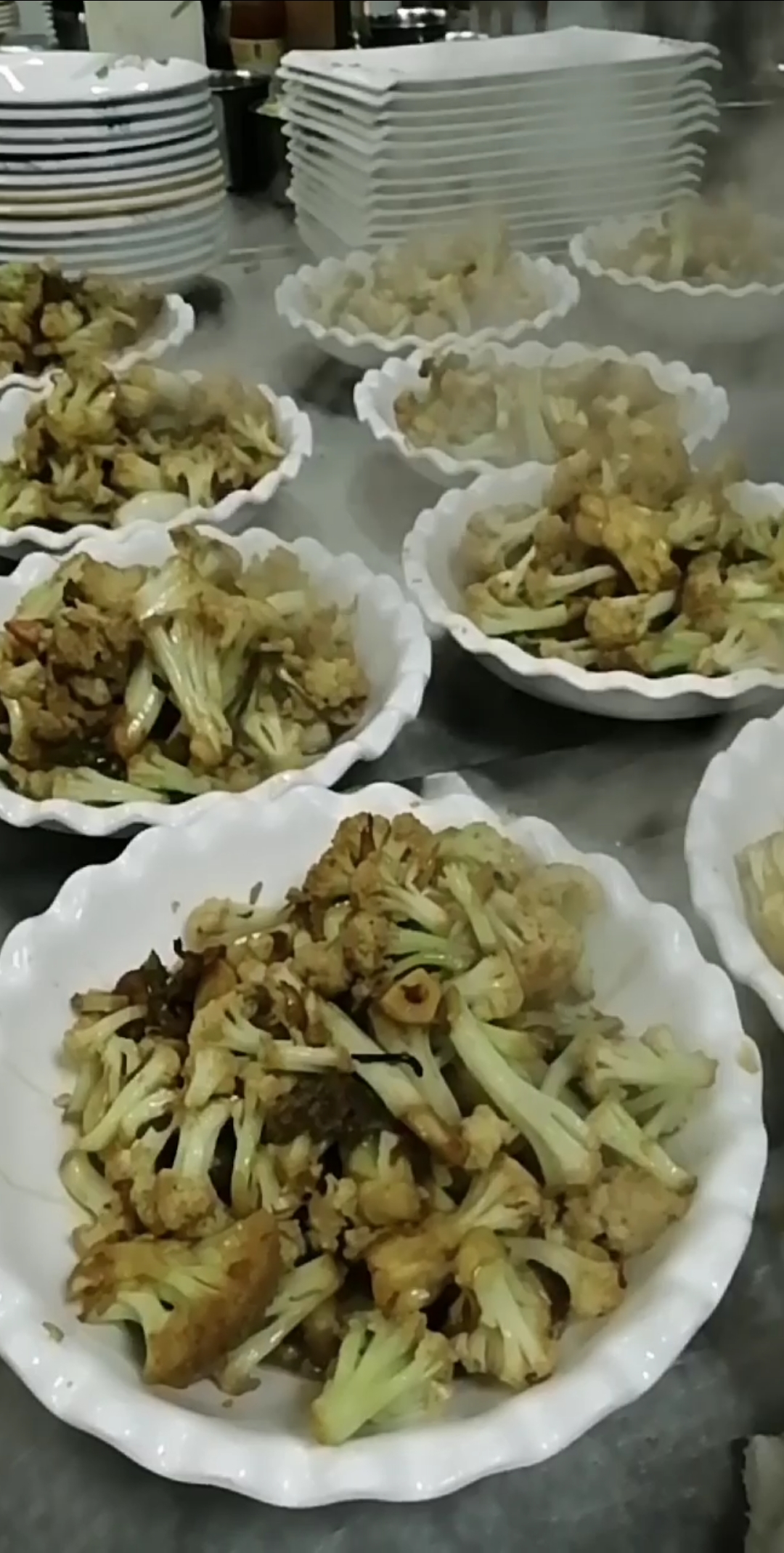 #秀出你的拿手菜#干煸有机菜花,炒的太多了忘放辣椒和麻椒了。
