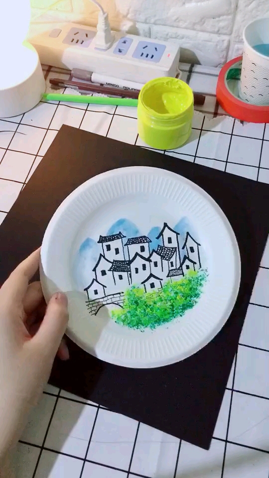 #优秀如我#蛋糕盘作画,一幅江南作品