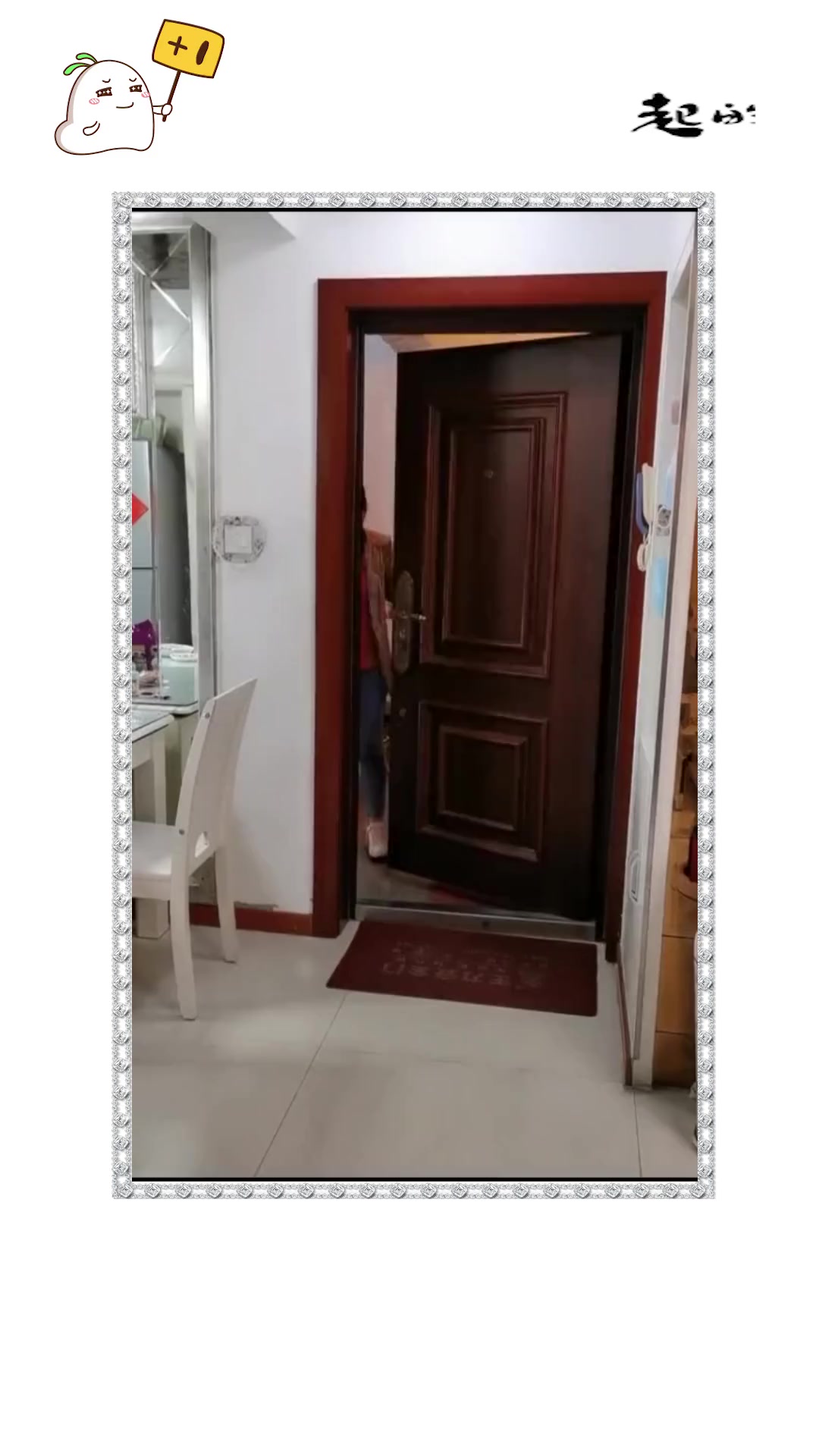 #搞笑段子#美女买榴莲回家吓的老公躲起来有这么臭吗