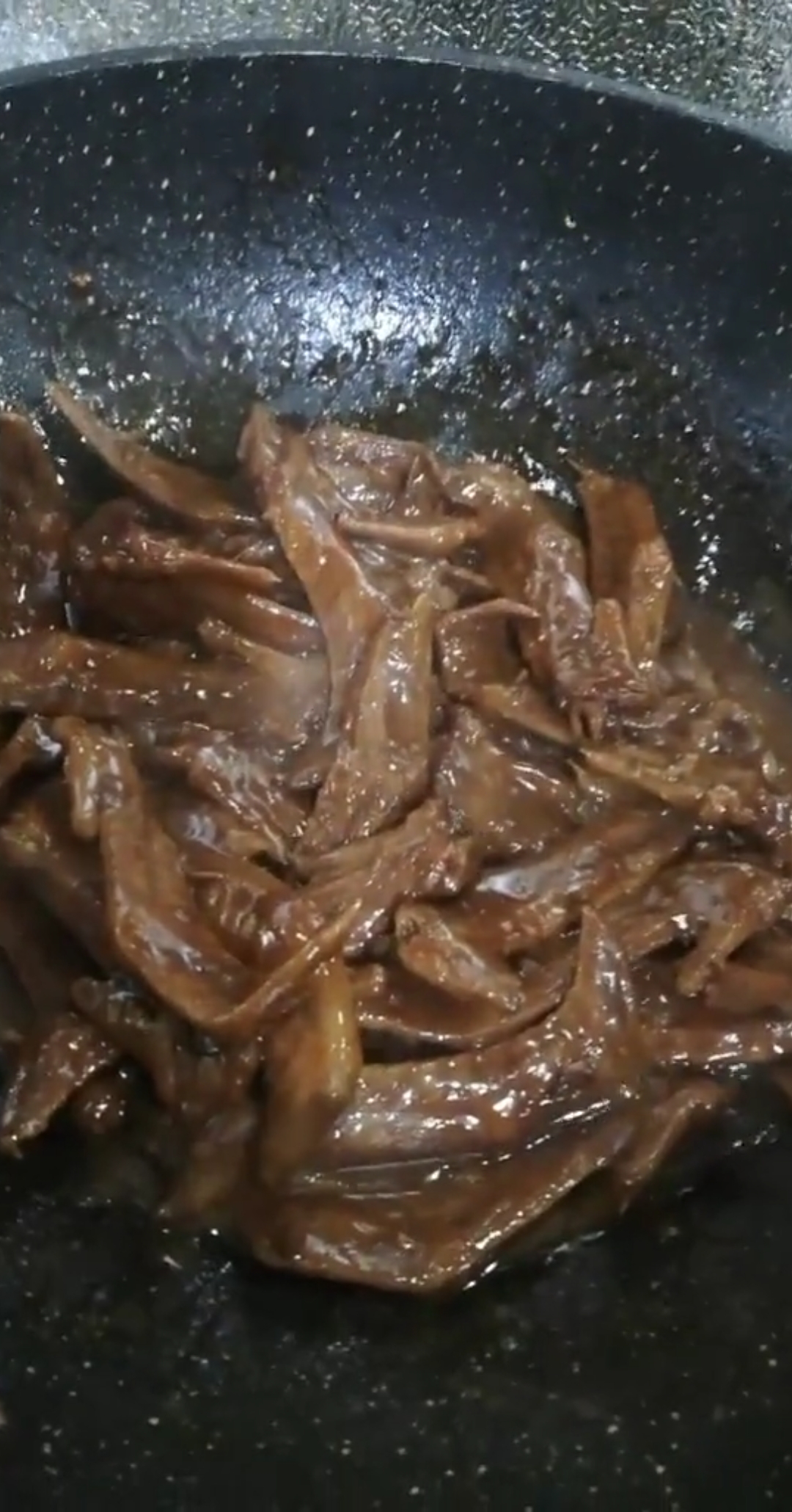 #自制美食#红烧鸭翅尖做法