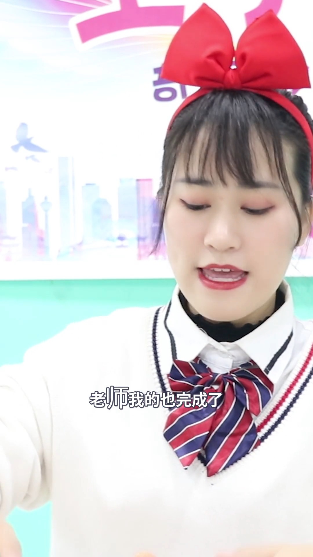 #创意手工DIY#同学们考试做蛋糕，没想女学霸的无硼砂泥蛋糕获得100分，真好玩