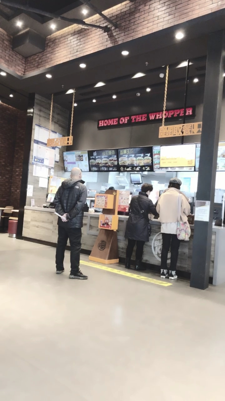 一大早来吃汉堡王 