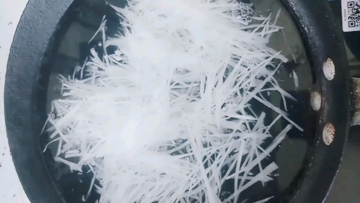 萝卜汤的家常做法,这样做好喝又好看