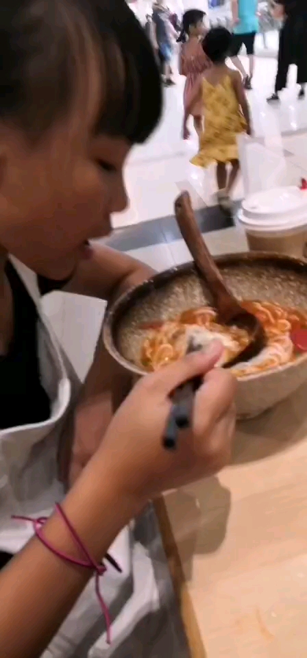 #中秋#双胞胎吃夜宵