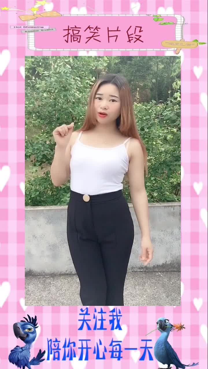 很多帅哥只会点红心,不会分享作品,点开右下角白色箭头。分享到你的朋友圈,这样你的粉丝,评论