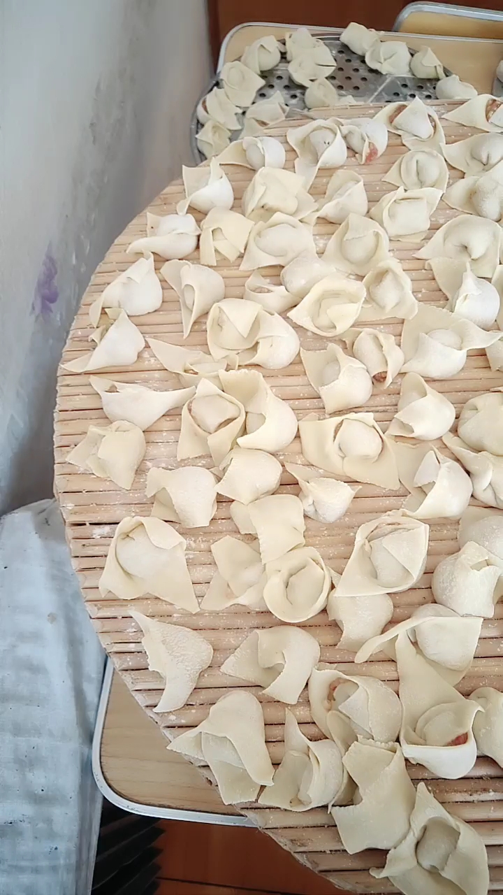 彩色饺子
