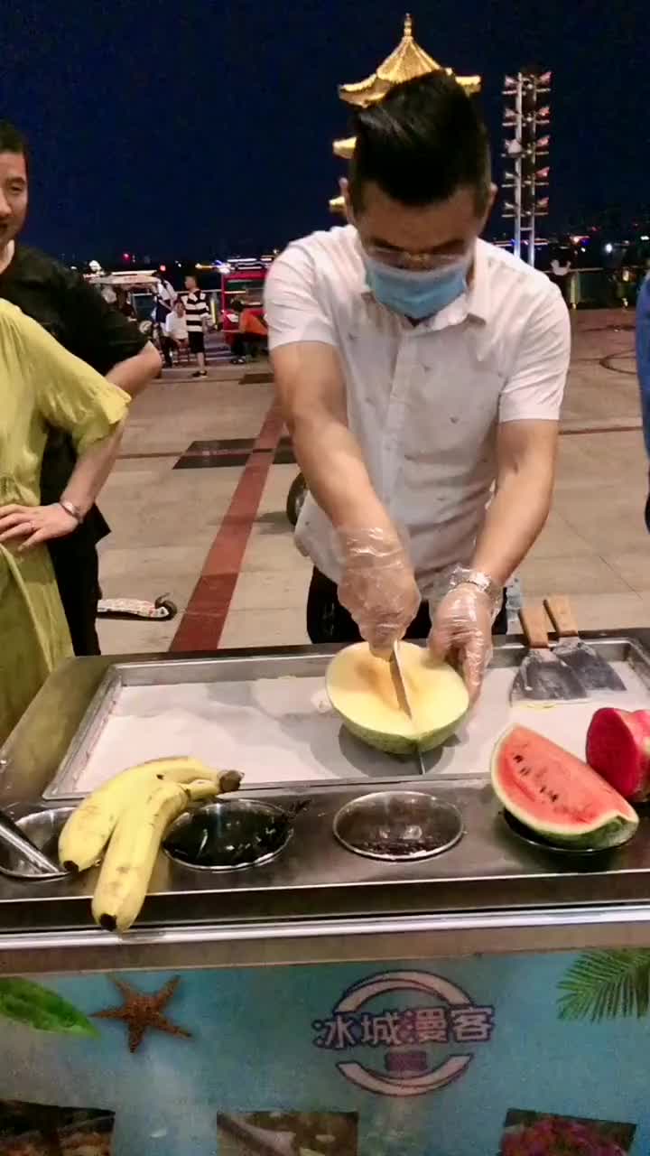 哈密瓜炒酸奶吃过吗,营养又好吃,关键还不贵