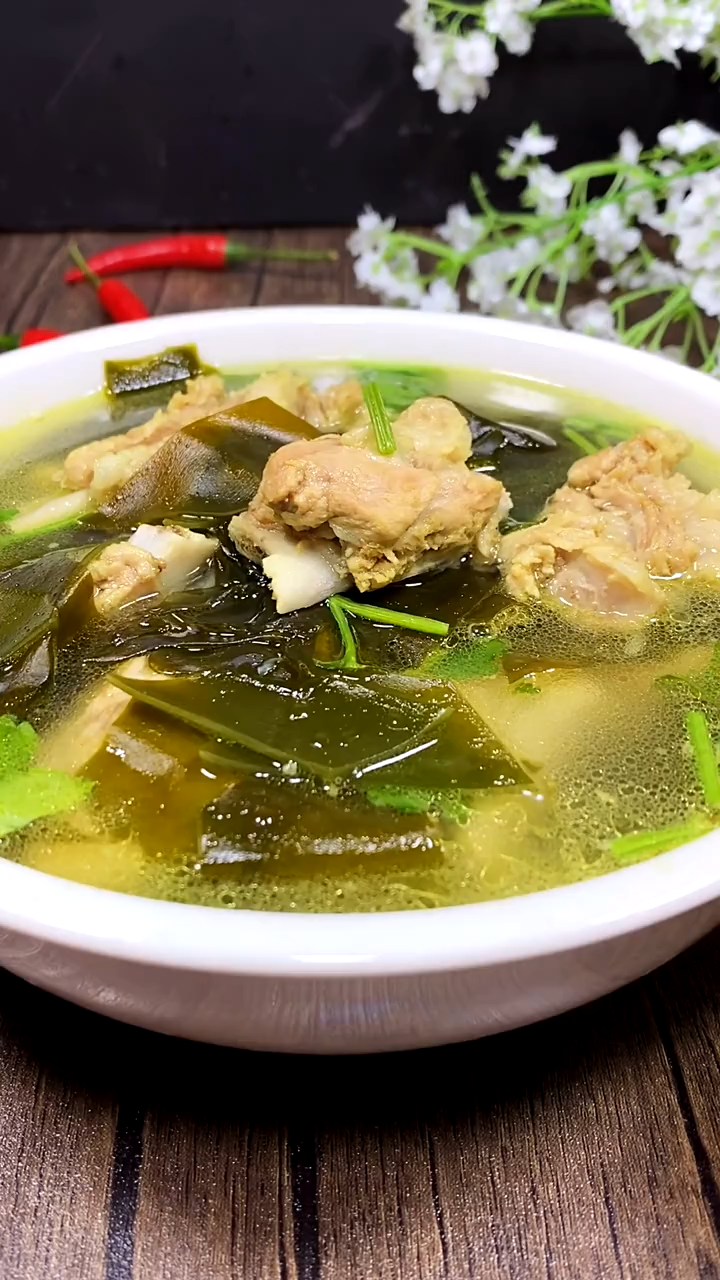 海带排骨汤怎么做